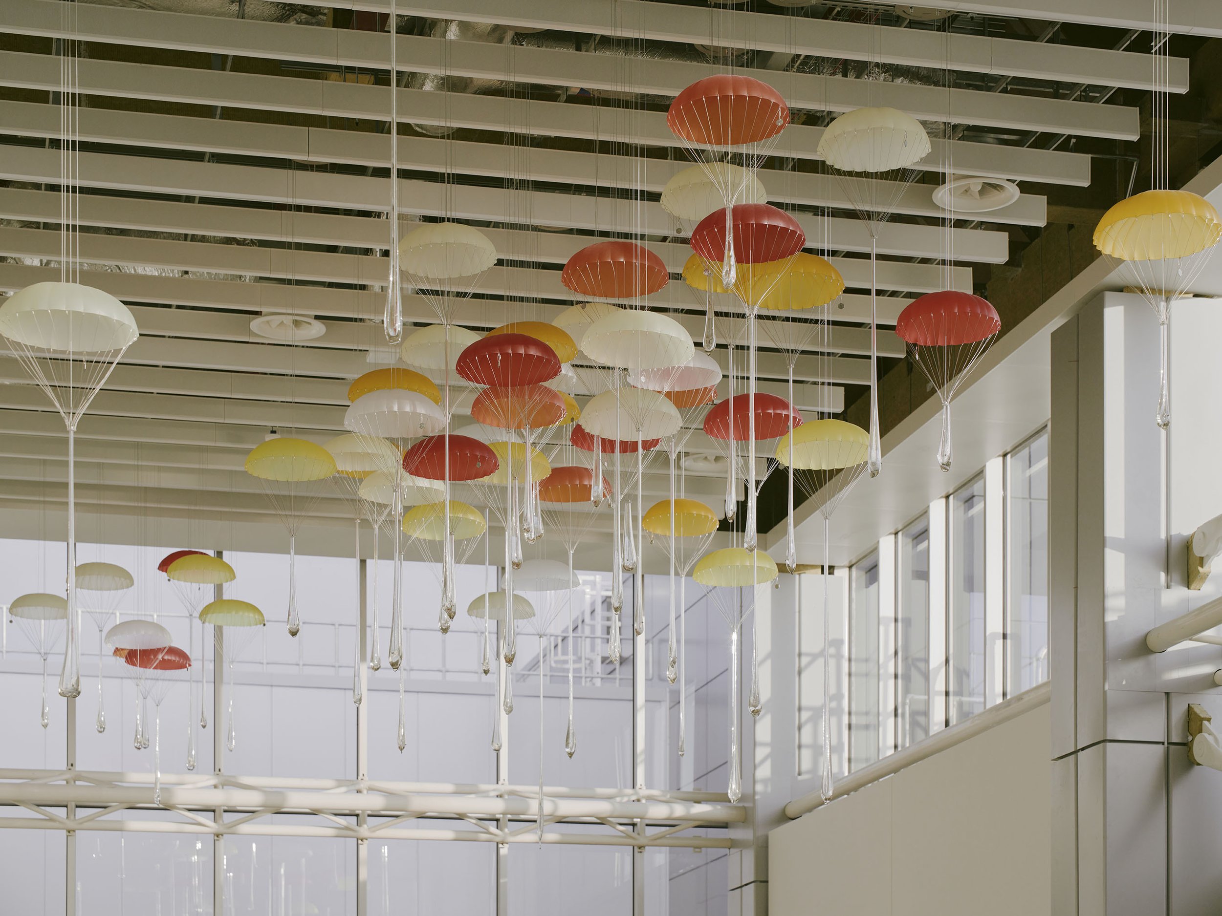 GSY_260413_chandelier_t2_132.jpg