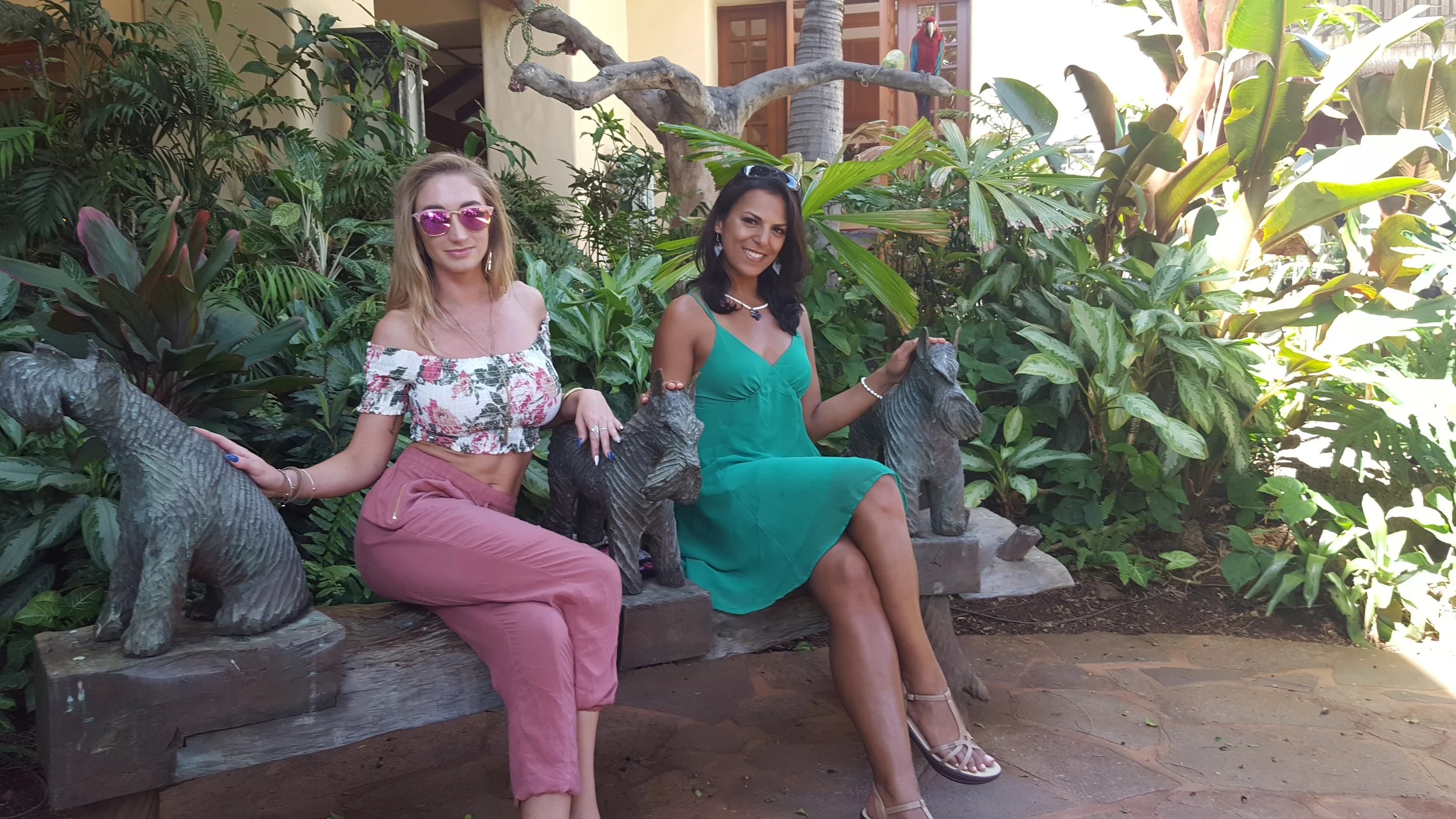 Bikinis & Lace Kauai Hawaii Retreat BTS-23.jpg