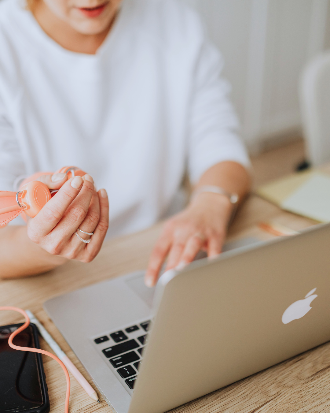 wing woman helping small business owners manage projects, events and business administration