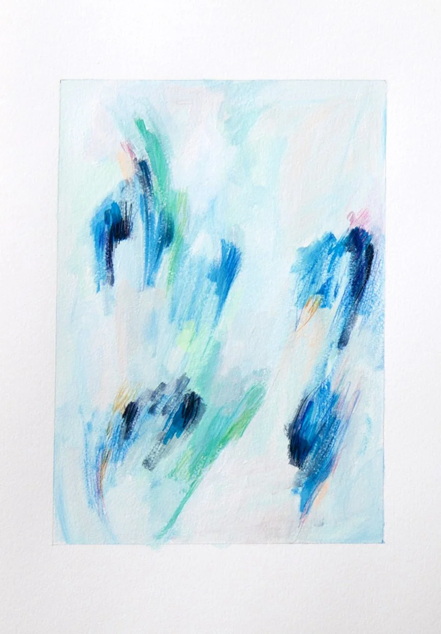 Pintura abstracta con tonos de azul, verde y negro en trazos sueltos y dinámicos.