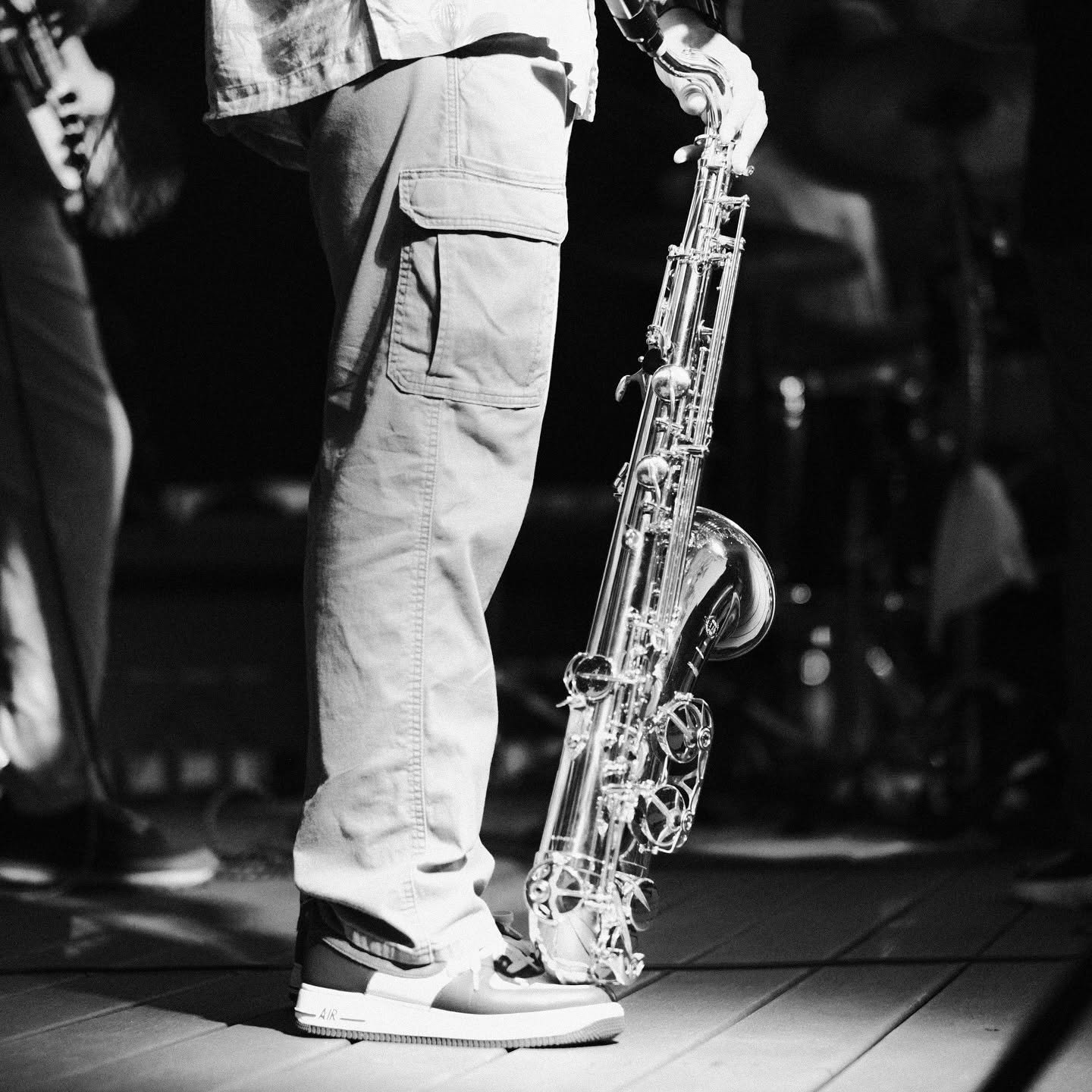 B&W sax.jpg