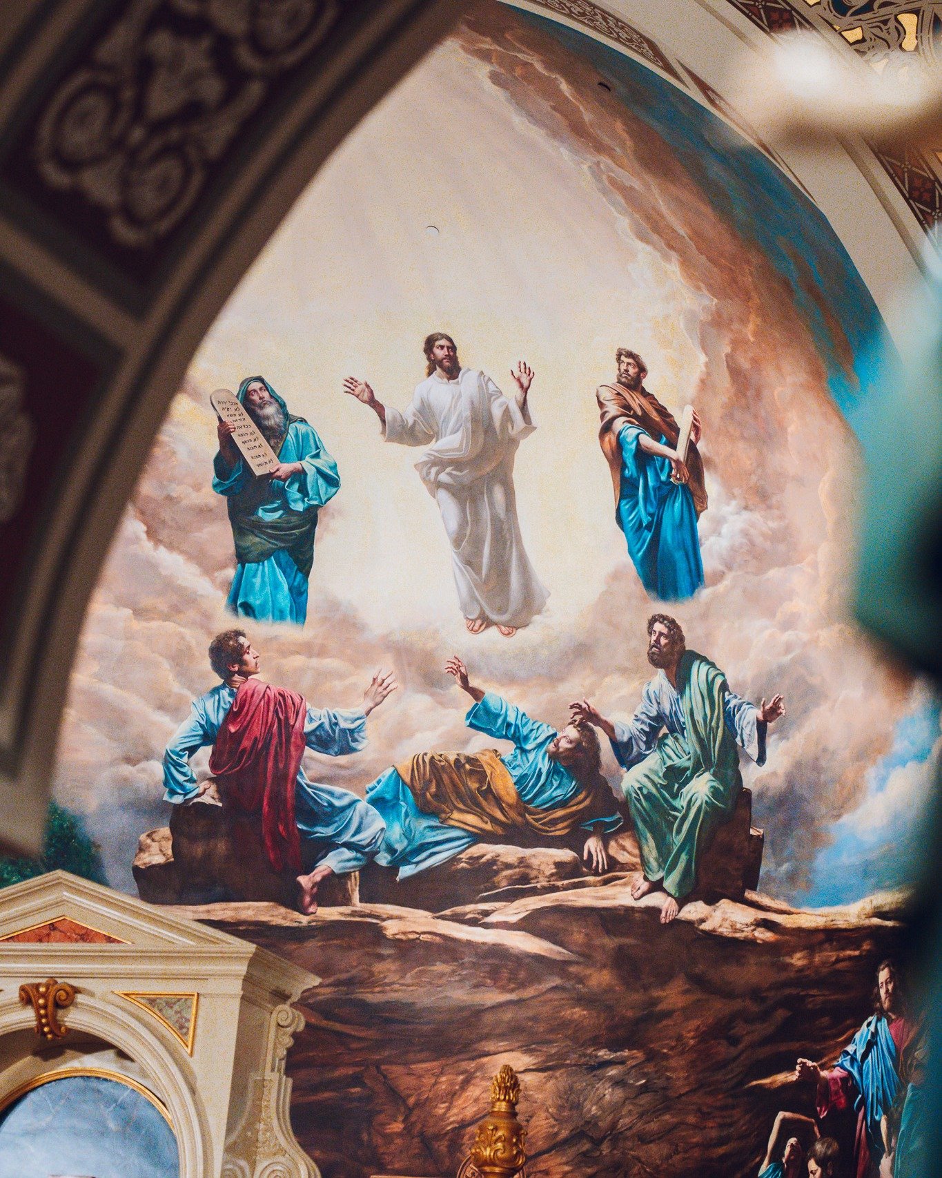 Today we celebrate the Feast of the Transfiguration of the Lord! "'This is my beloved Son. Listen to him.' Suddenly, looking around, they no longer saw anyone but Jesus alone with them.." Mark 9:7-8 🙏🏼

The Transfiguration of the Lord is 