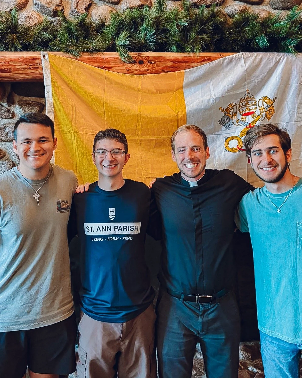 📸 WHERE IS OUR PRIEST? Fr. Allen-Michael was at the NET Ministries training! 👀

Did you know that both Fr. Edwin and Fr. Allen-Michael served with NET as young adults? Now, Fr. Allen-Michael got to spend some time with our three St. Ann teens who a