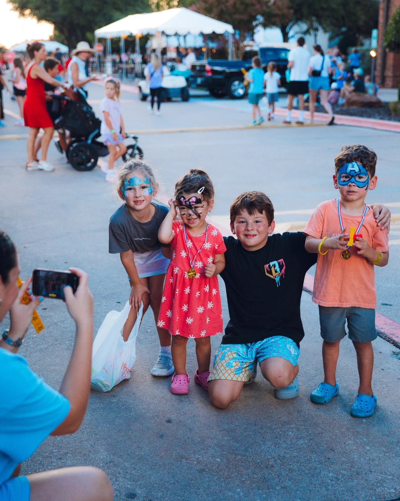 🎡 That&rsquo;s a wrap on Friday night at the St. Ann Carnival! Come back tomorrow for more food, shopping, rides, games and more! We can&rsquo;t wait to see you!👋

🔗 stannparish.org/carnival
