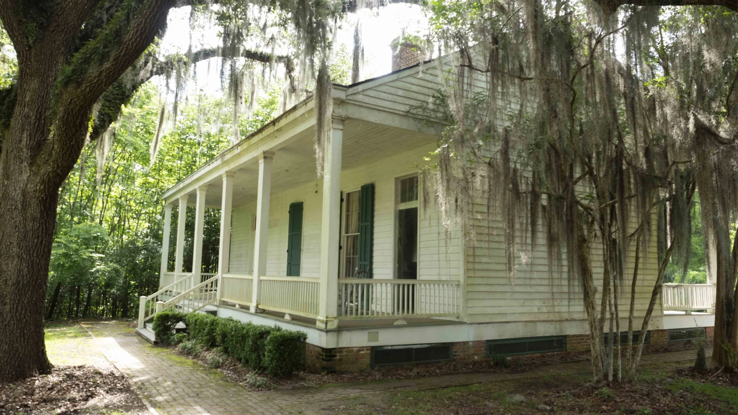 Rosedown_GuestHouseFRONT_03.JPG