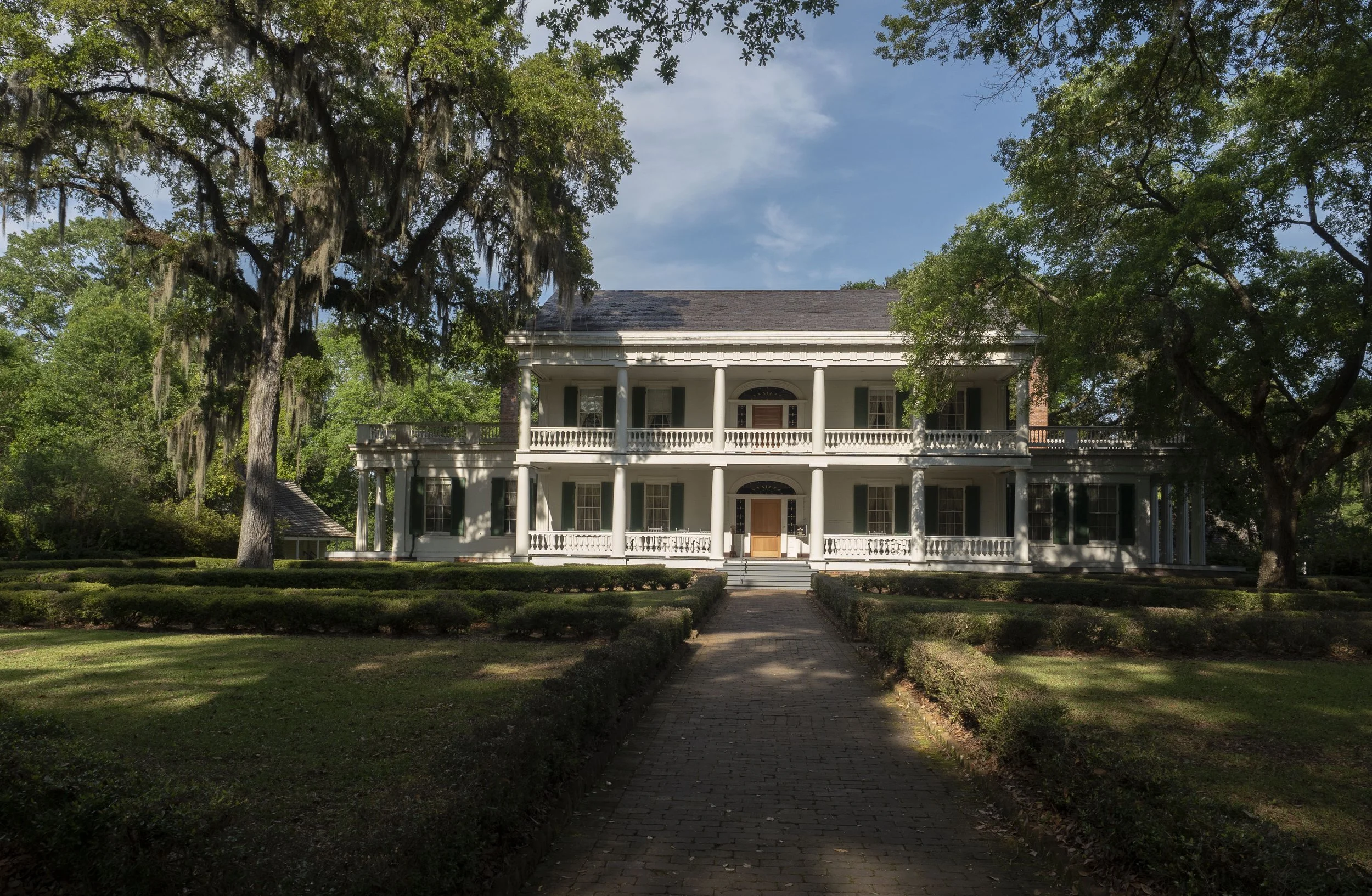 Rosedown_FRONT_MainHouse_02.JPG