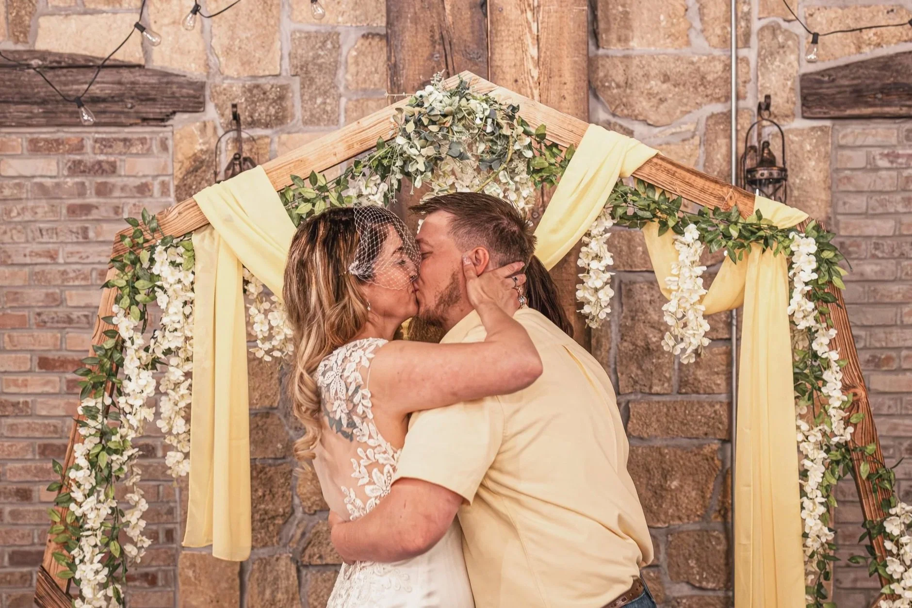 Weddings & Elopements