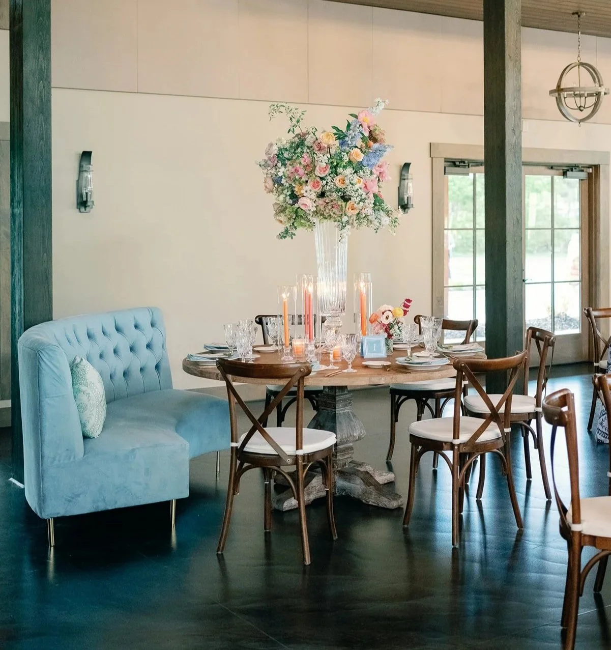 South+Haven+MI+Wedding+Planners+and+Coordinators+-+Black+River+Barn+Luxury+Wedding+7.jpg