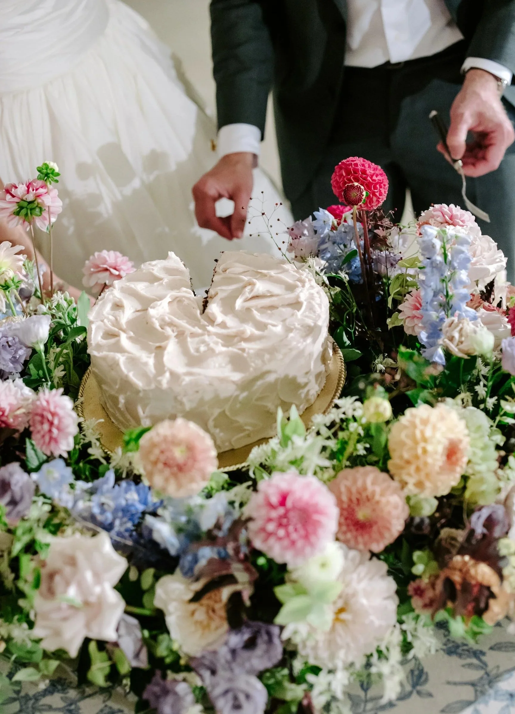 Premiere+Luxury+Floral+Design+West+Michigan+-+Lake+michigan+whimsical+and+romantic+wedding+floral+design+6.jpg