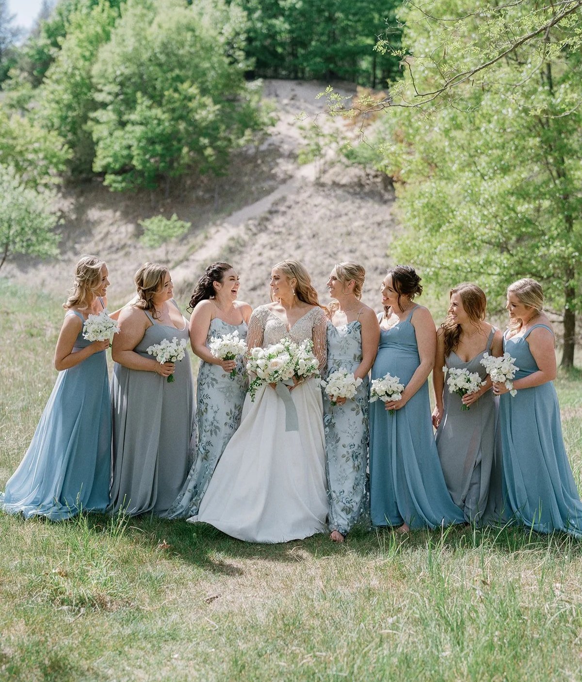 Fresh+take+on+something+blue+wedding+floral+design+-+west+michigan+florist+weddings+8.jpg