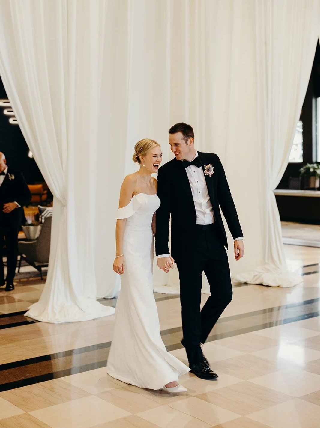 Luxury+Floral+Design+Elevated+Installation+at+The+Old+Post+Office+in+Chicago+IL+9.jpg