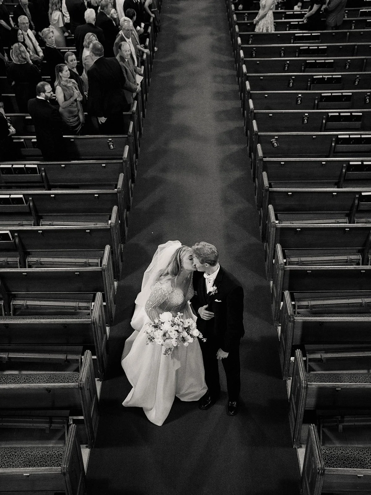 Floral Design Mona Lake Michigan Wedding - High end wedding florist michigan 7.jpg