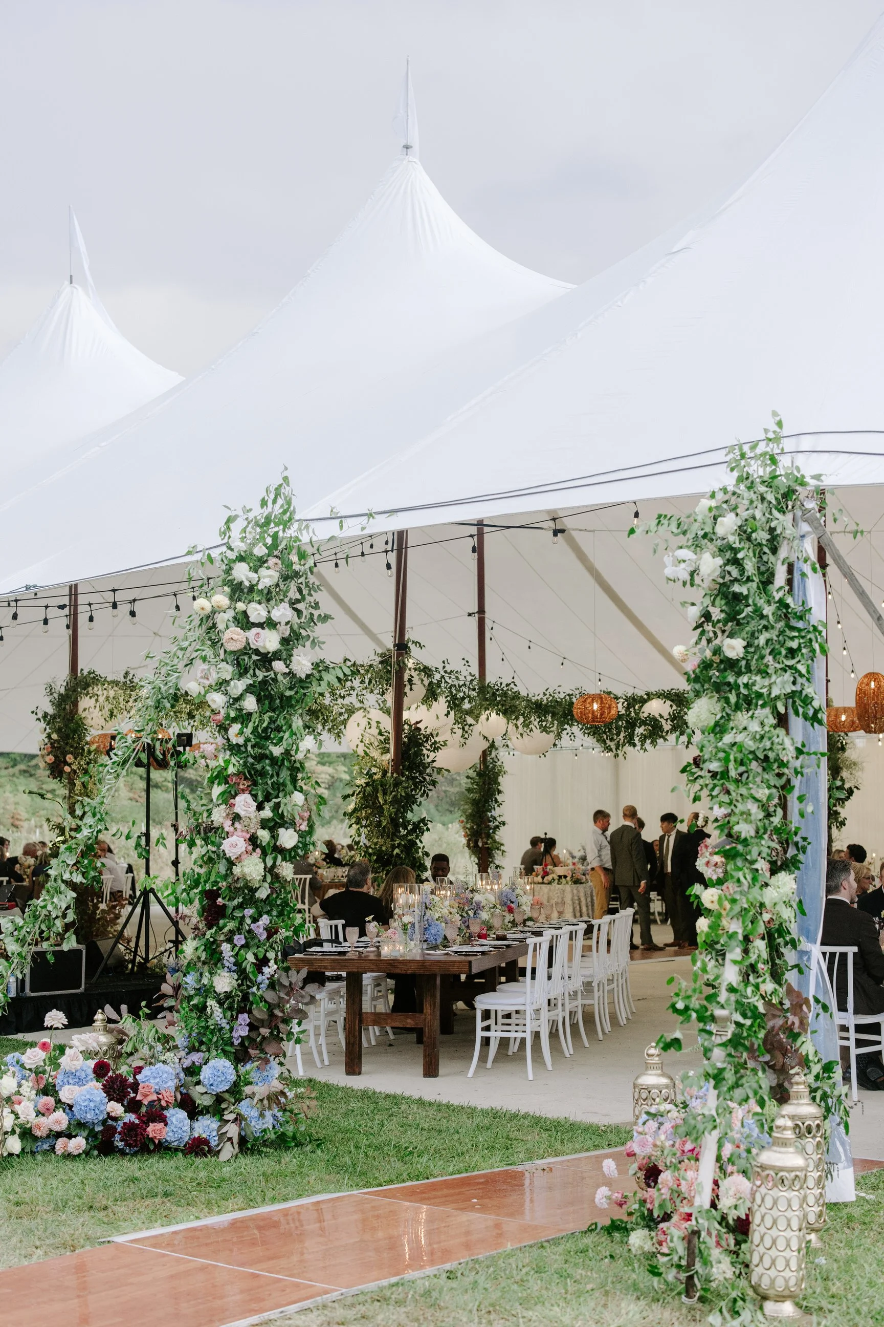 Lake michigan summer wedding floral design - luxury florist west michigan 9.jpg