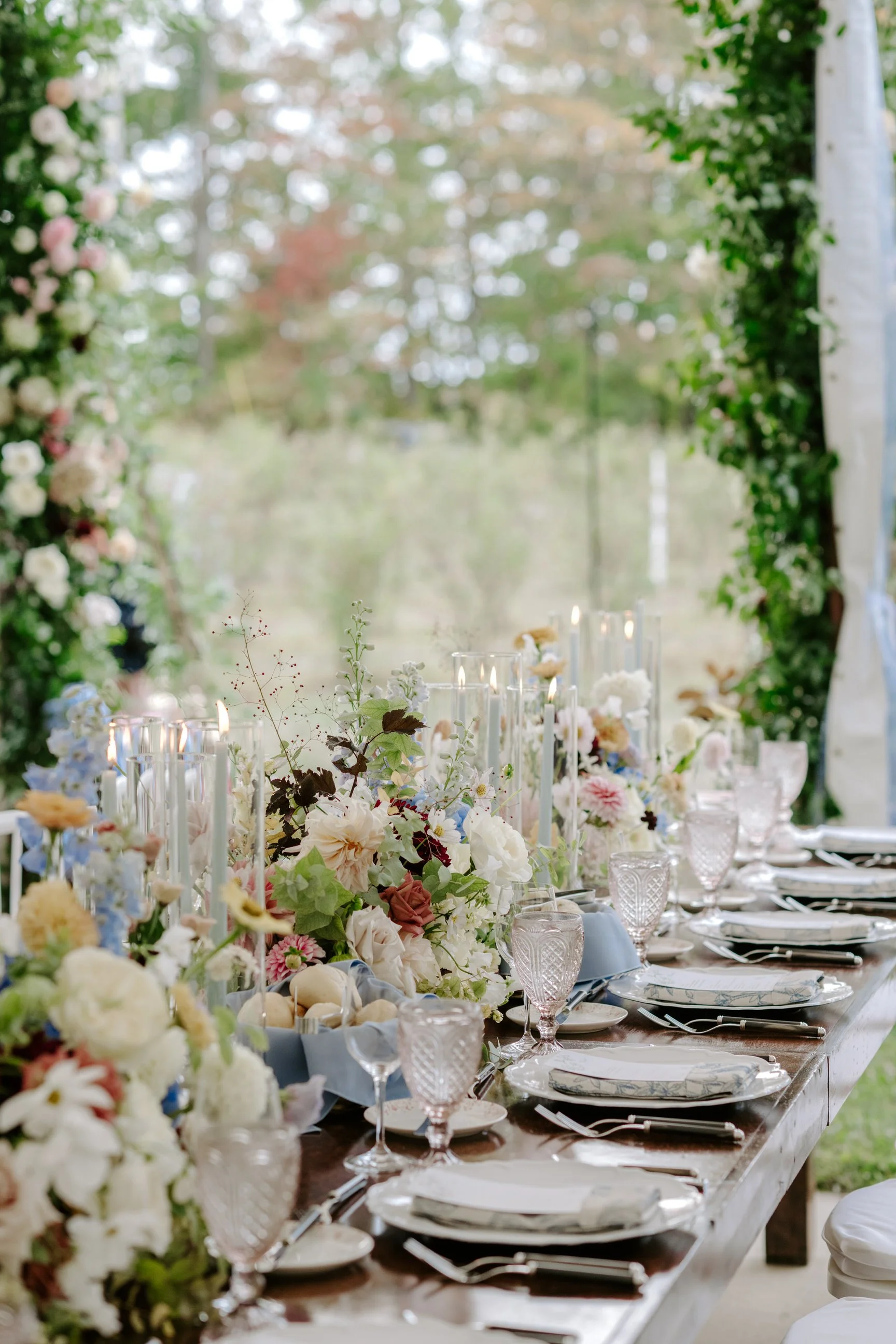 Lake michigan summer wedding floral design - luxury florist west michigan 2.jpg