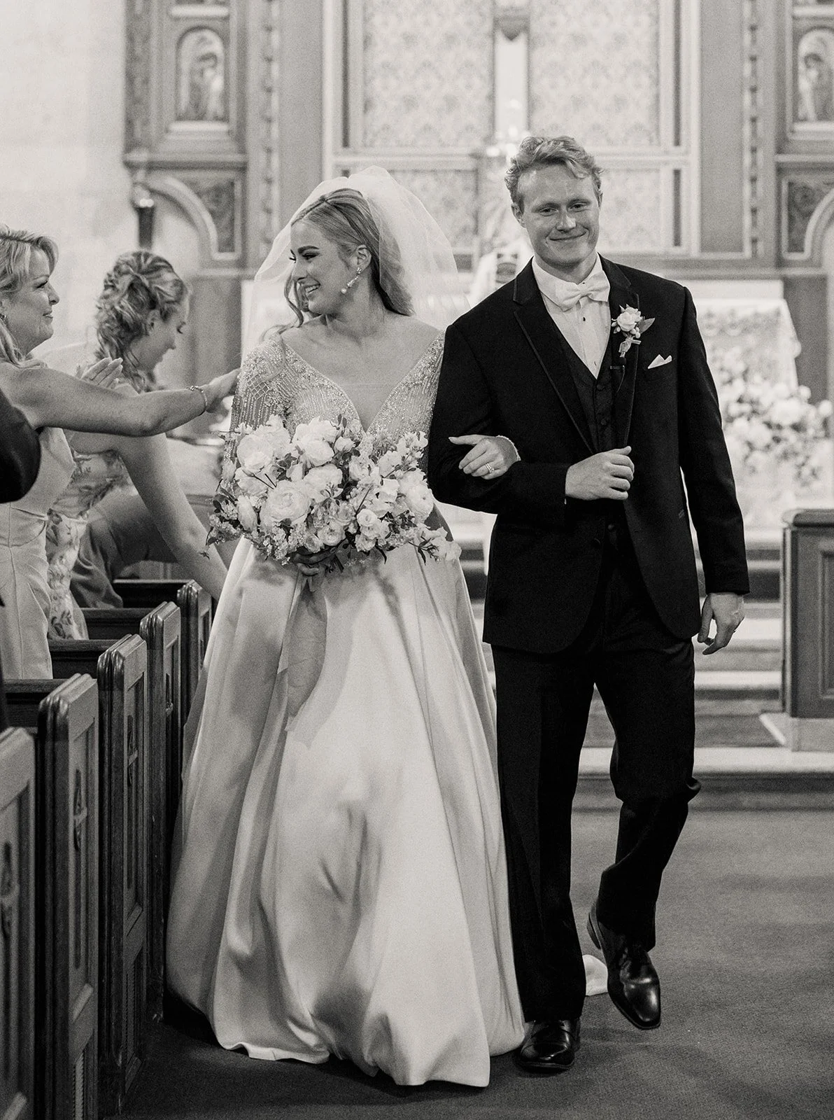 Floral Design Mona Lake Michigan Wedding - High end wedding florist michigan 6.jpg