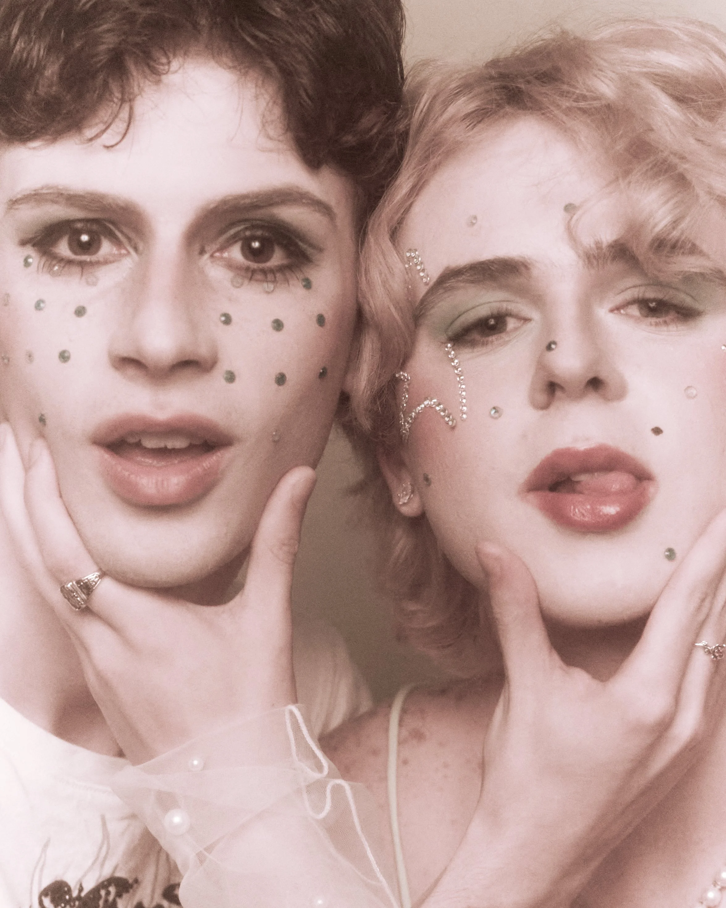 monroe&twiggy-9.jpeg