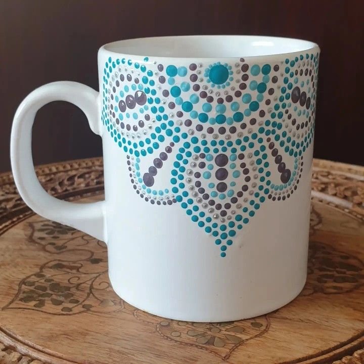 Dots & Brews: Mug Painting