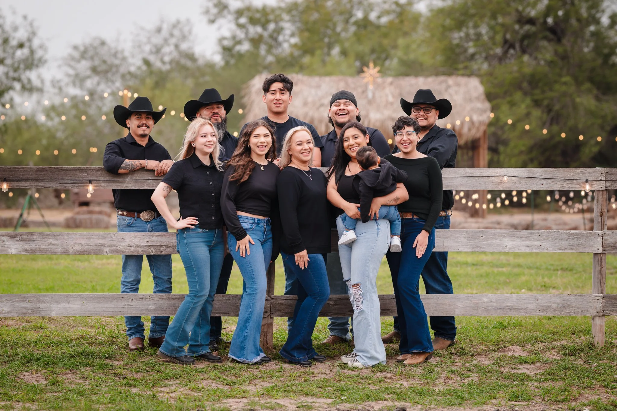 Alvarado Family Photos-22.jpeg