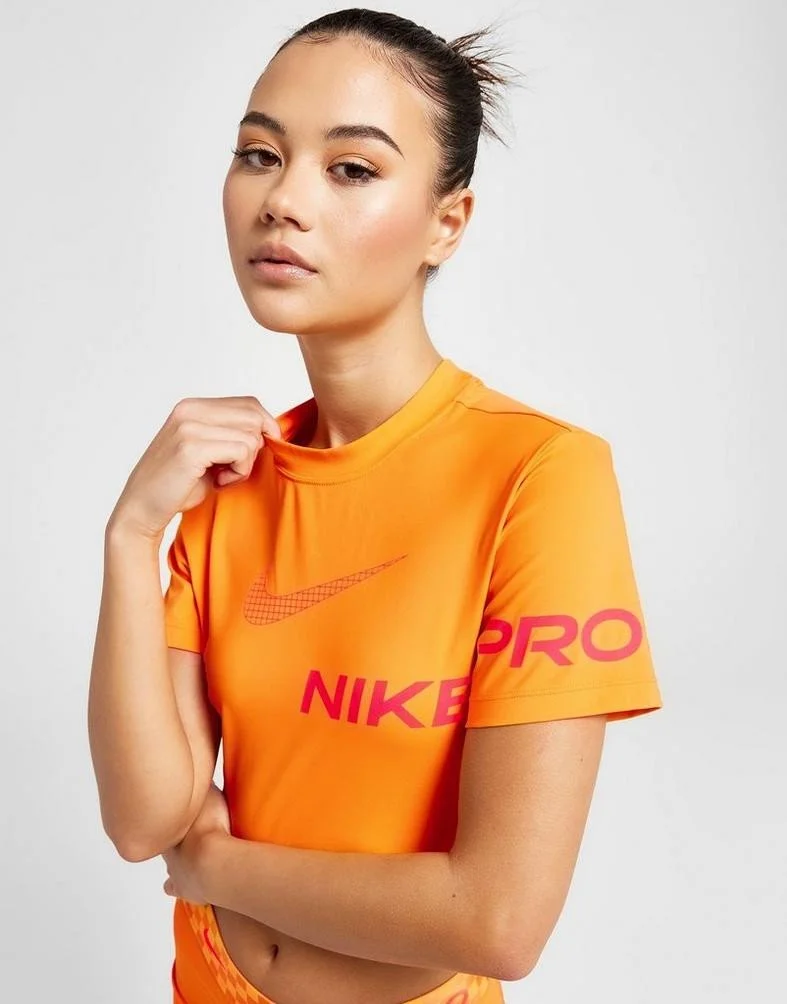 NIKE Women's Summer Color