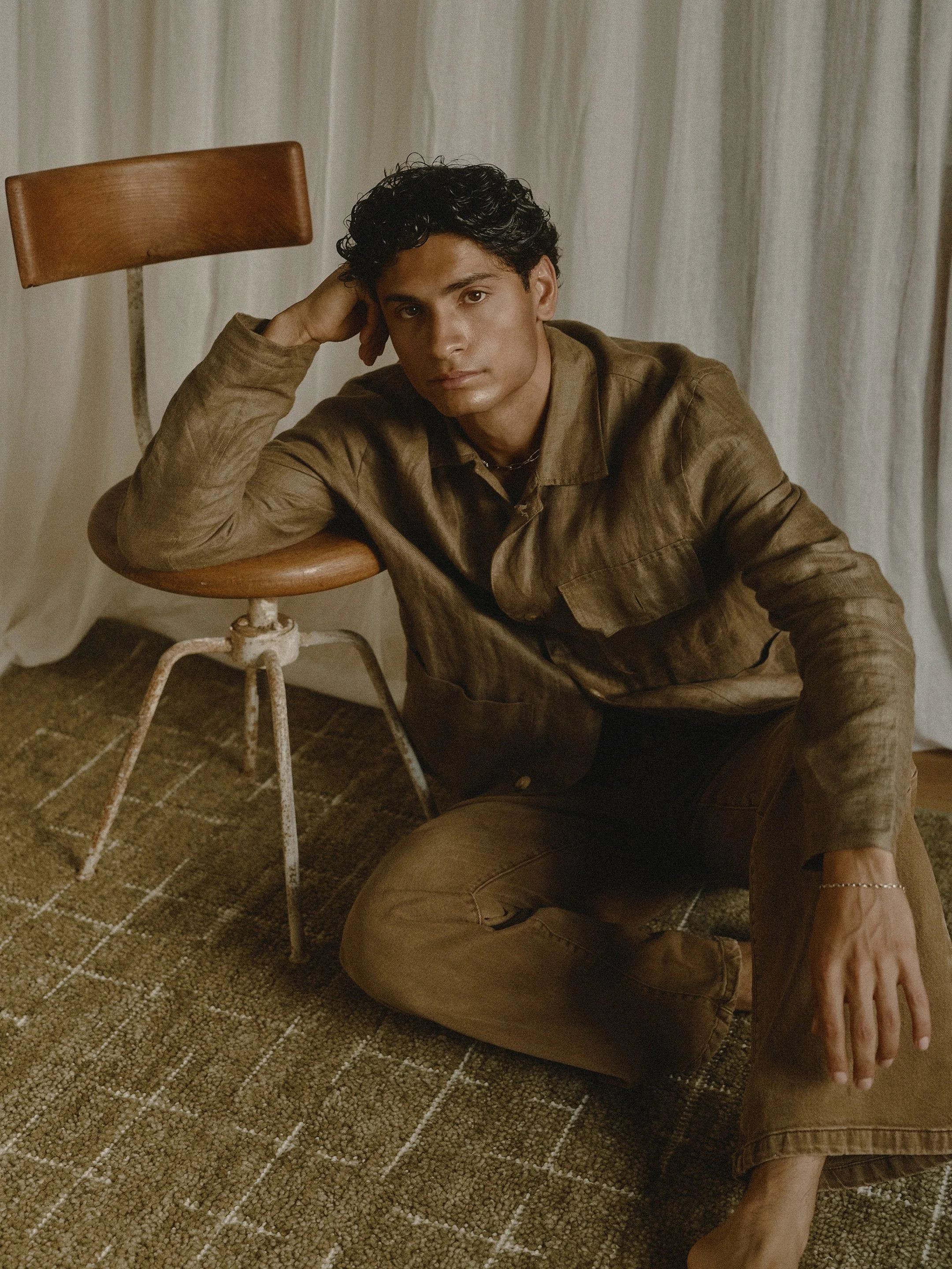 Just lounging around.

@hiteshbisht10 of @twomanagement