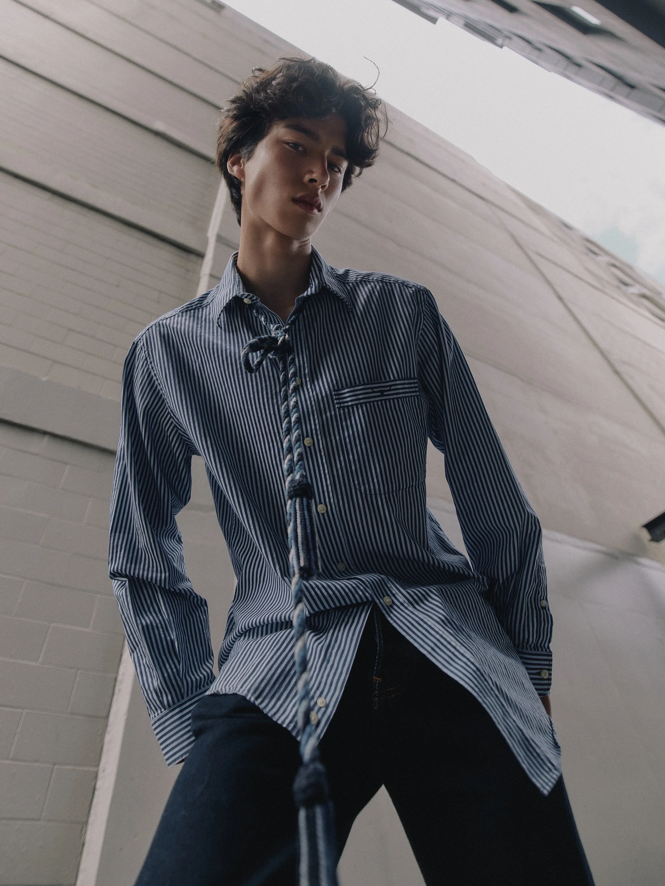 Around the town.

@han.hoheisel of @62management 
Styled by @levii.tan