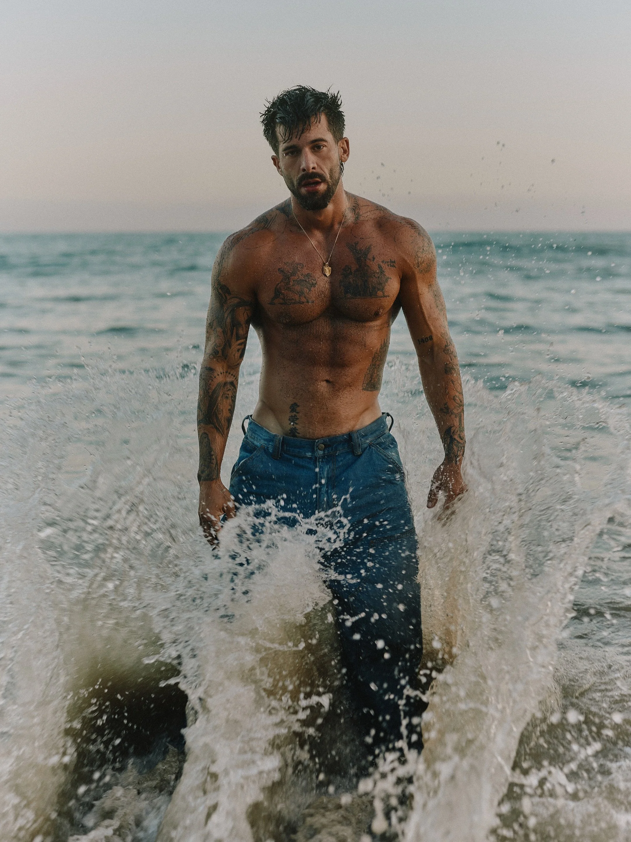 Go catch some waves.

@dannycroix_
