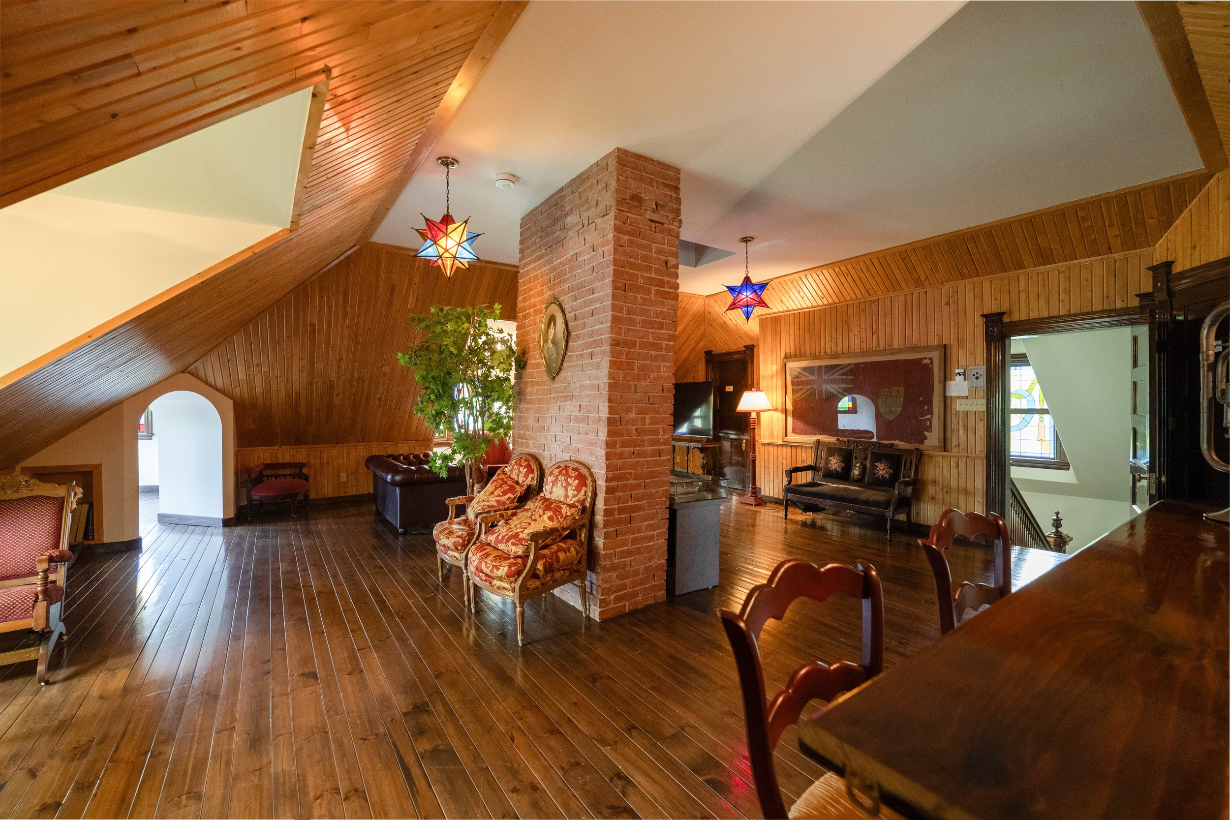 2026-06-22_ManoirFitchBay_AirBnB(EXPOSURE+1)-1.jpg