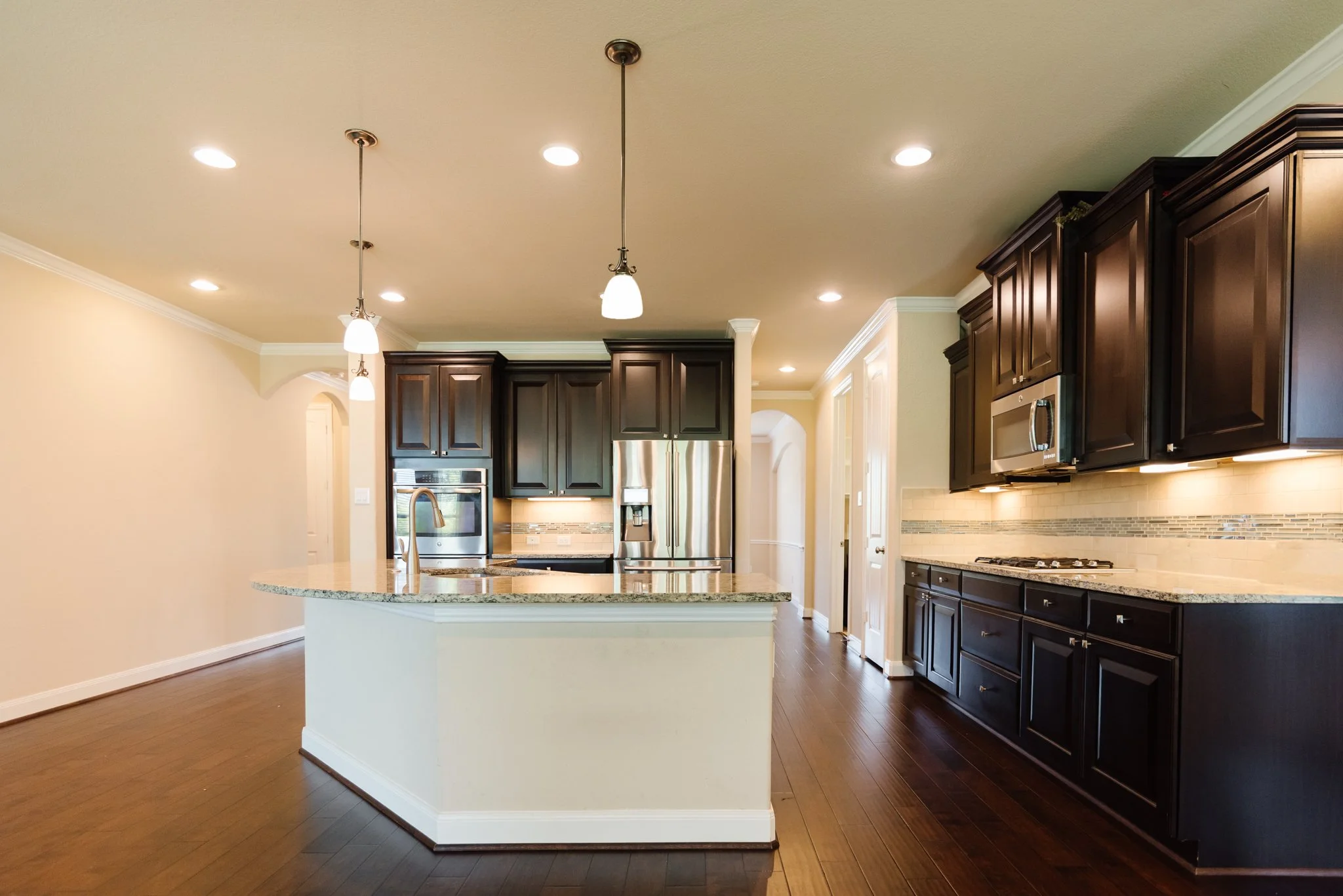 3704Ashbury-25.jpg