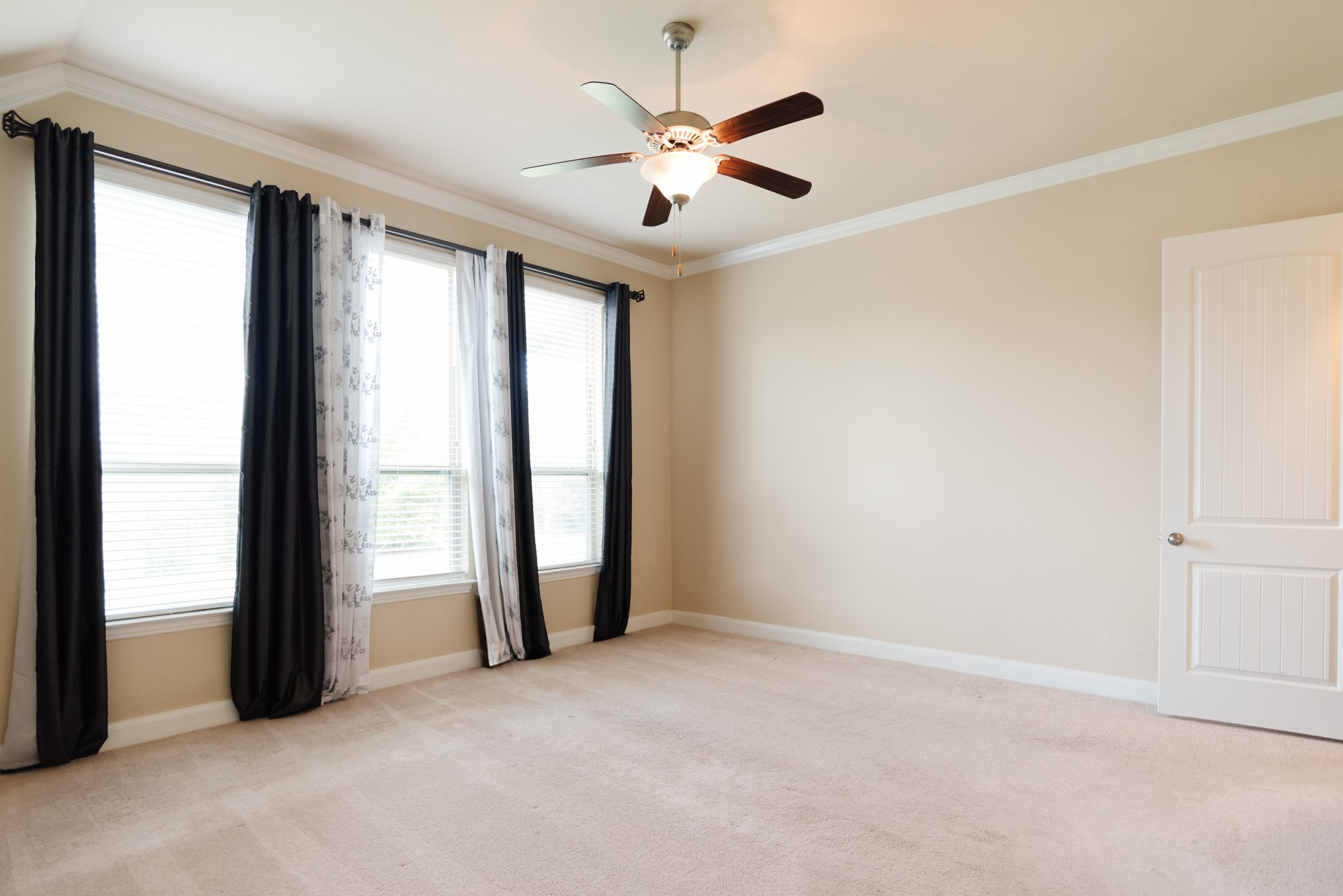 3704Ashbury-29.jpg