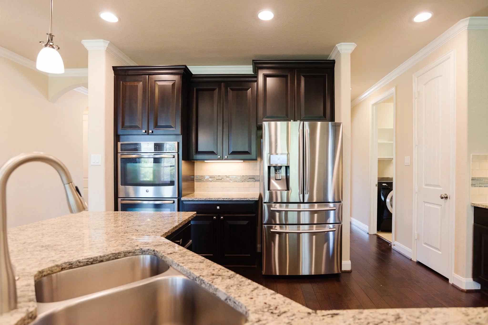 3704Ashbury-21.jpg