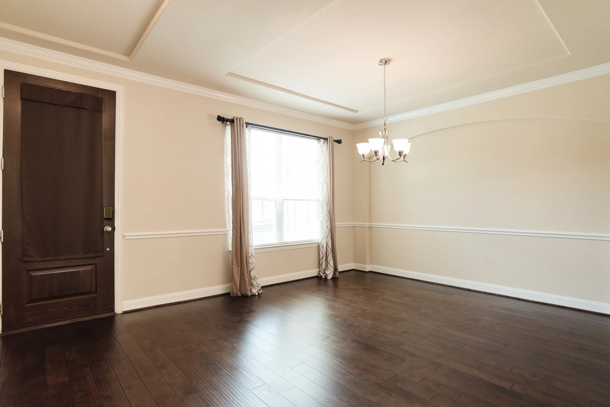 3704Ashbury-7.jpg