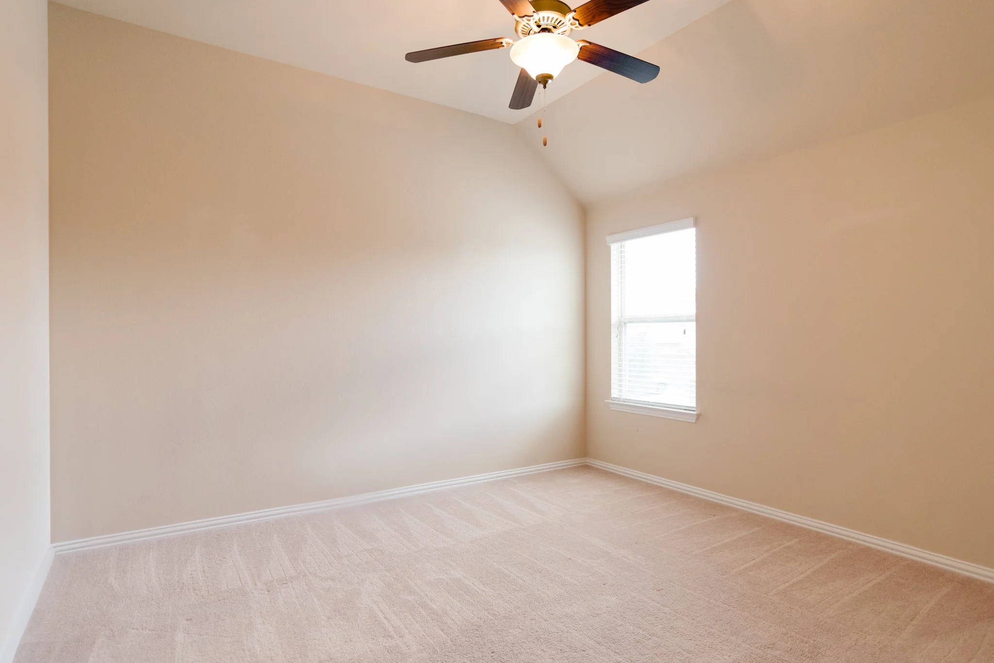 3704Ashbury-39.jpg