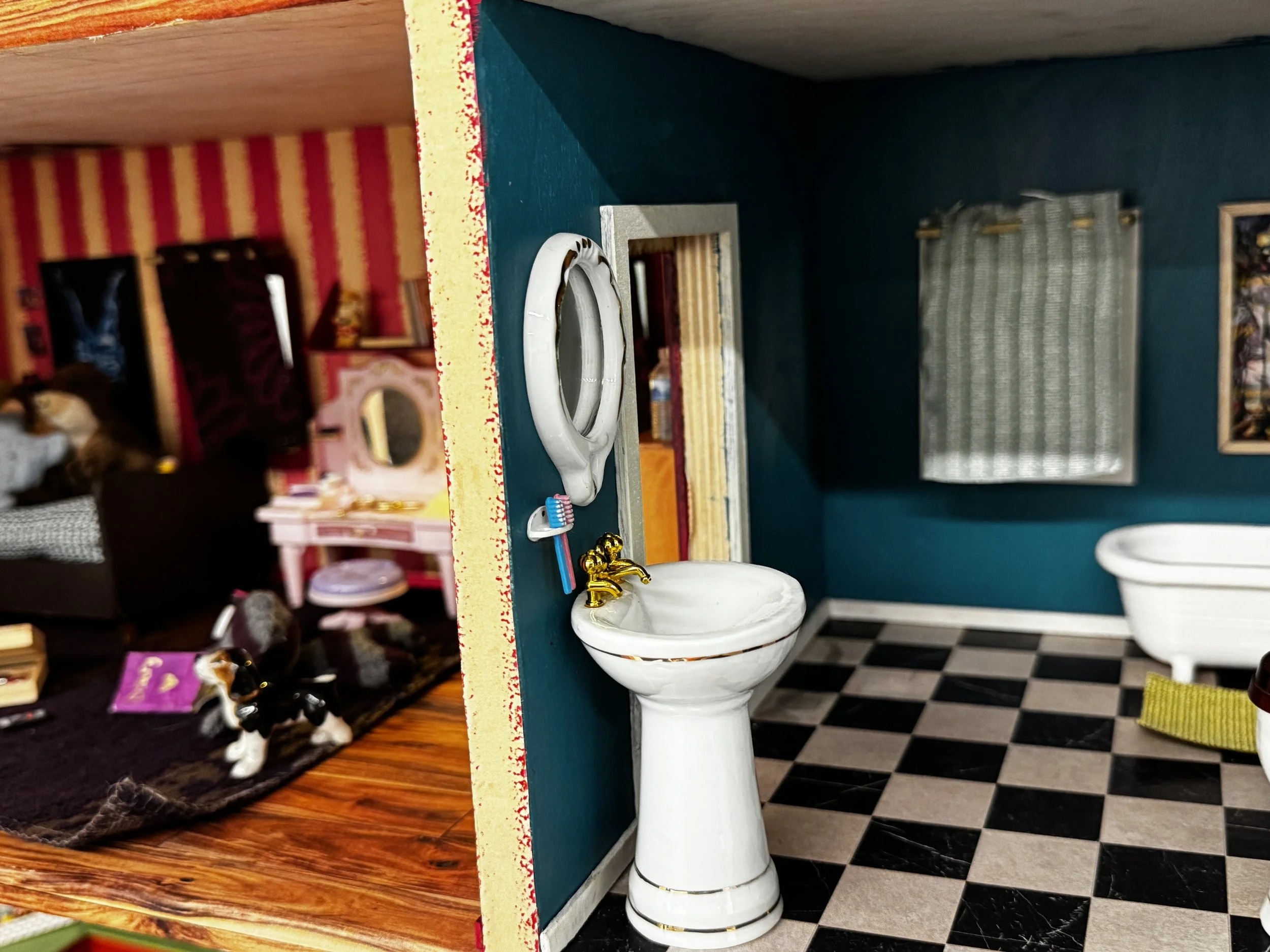 Margi's House: Bathroom