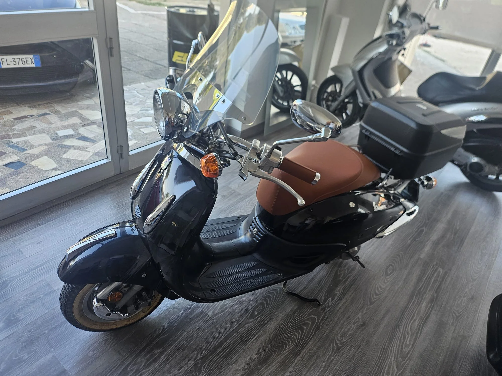 Vespa Honda Shadov