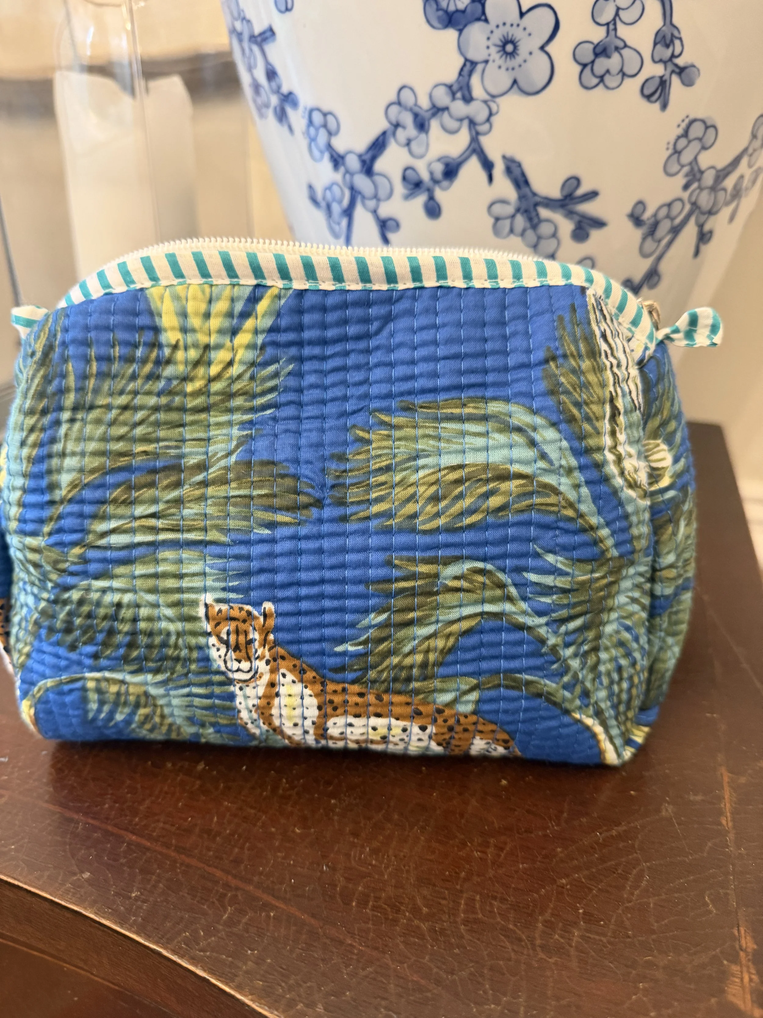 Small jaguar cosmetic case.JPG