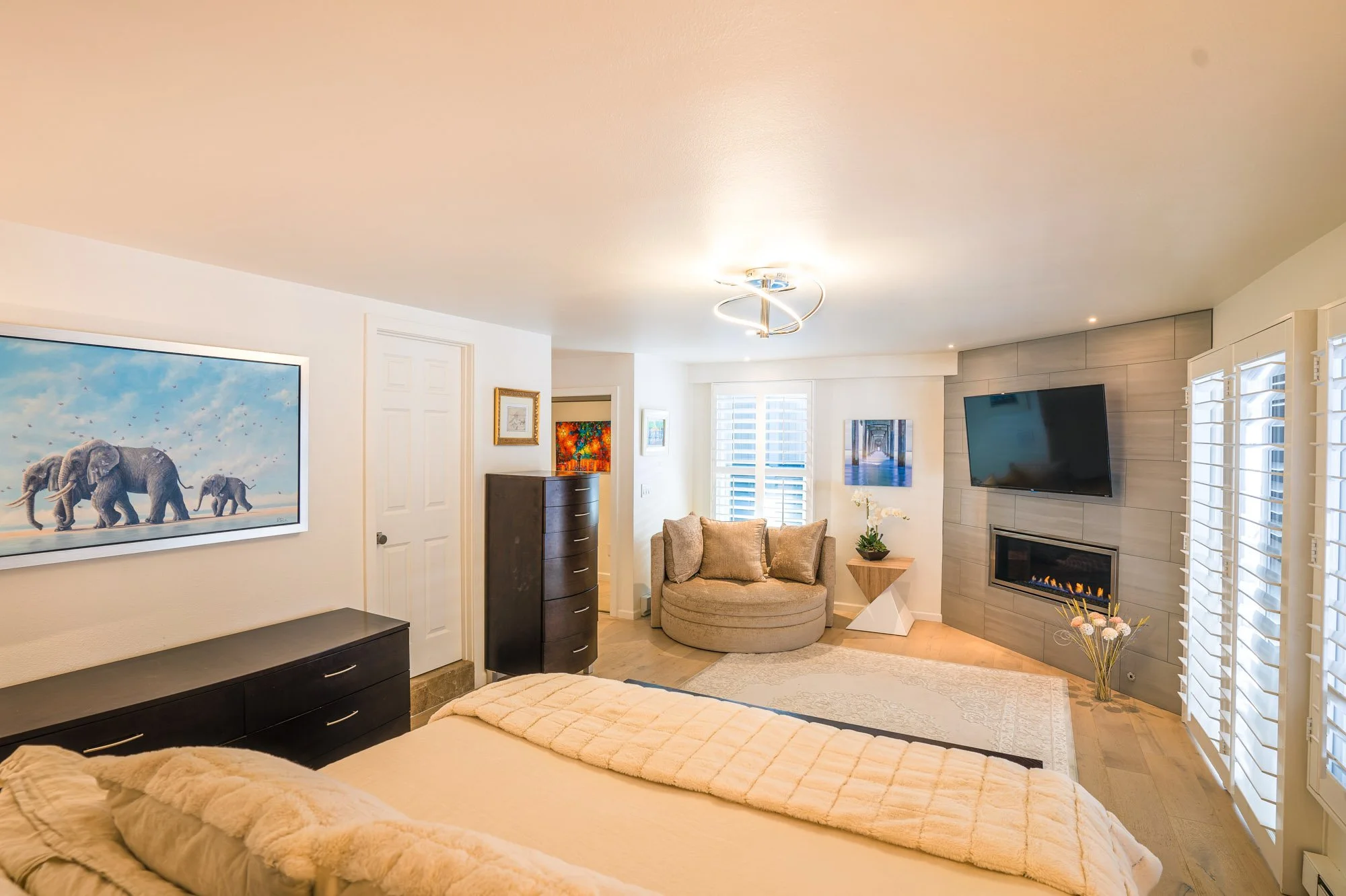 SUITE_7-13.jpg