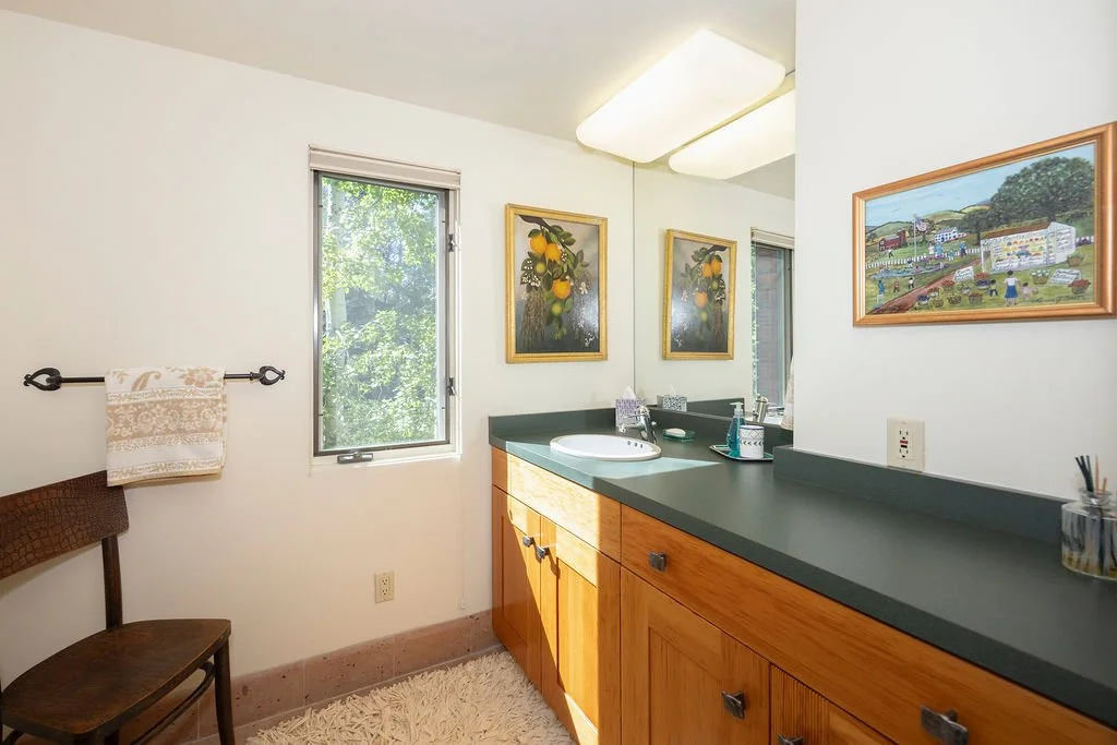 109NealeAve-11.jpg