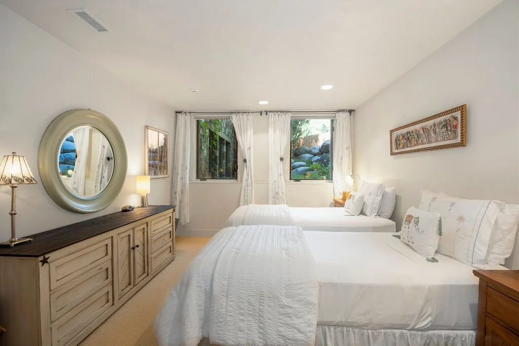 109NealeAve-34.jpg