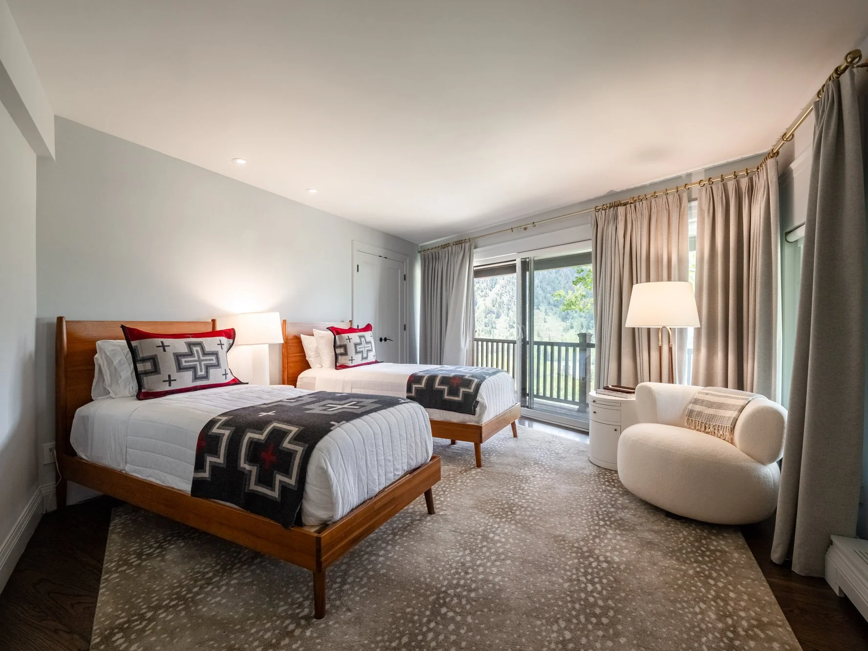 MLS - 780 Mount Laurel - Aspen, CO-04.jpg