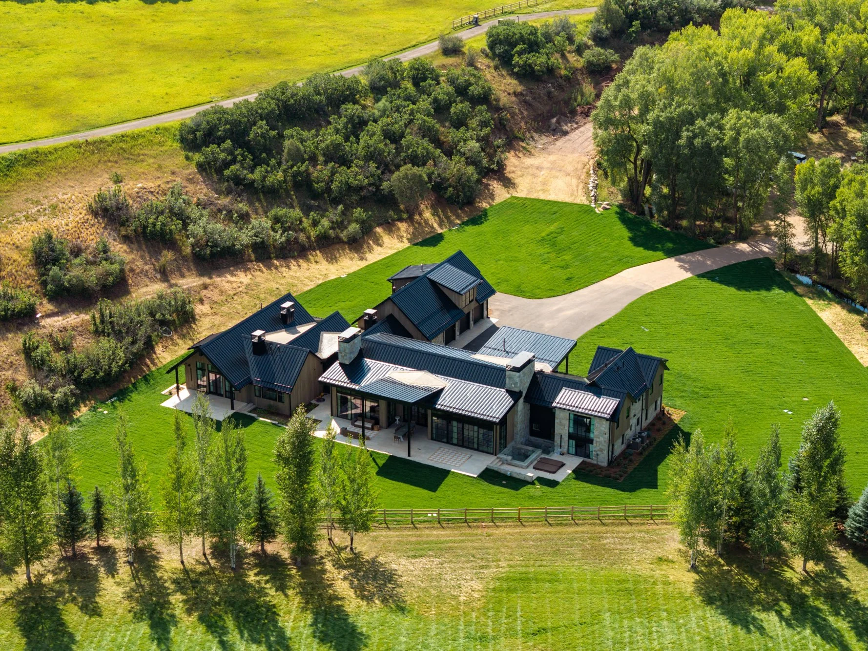 2569 Lower River Road