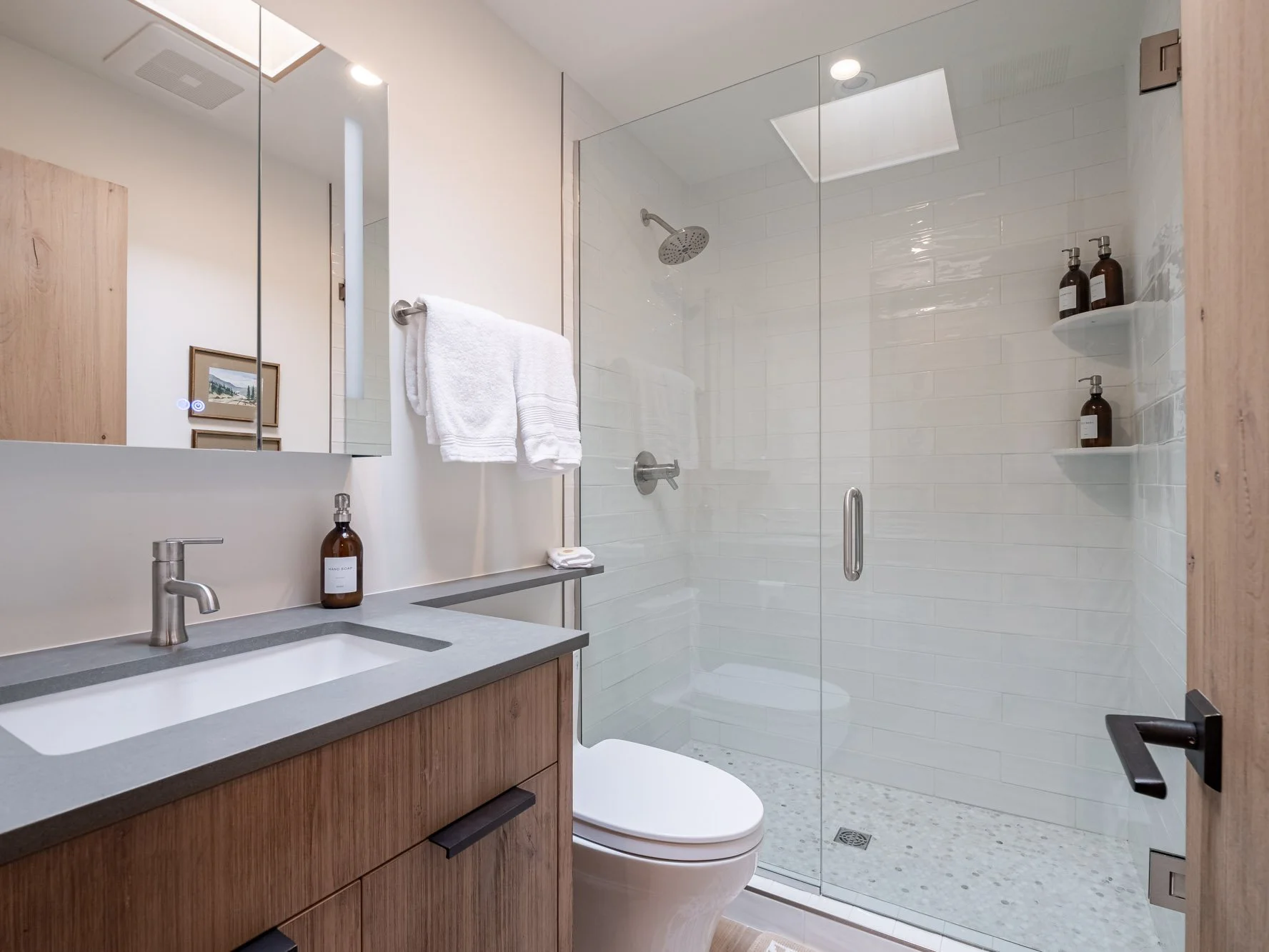 MLS - 205 E Durant Street - Photo-8.jpg