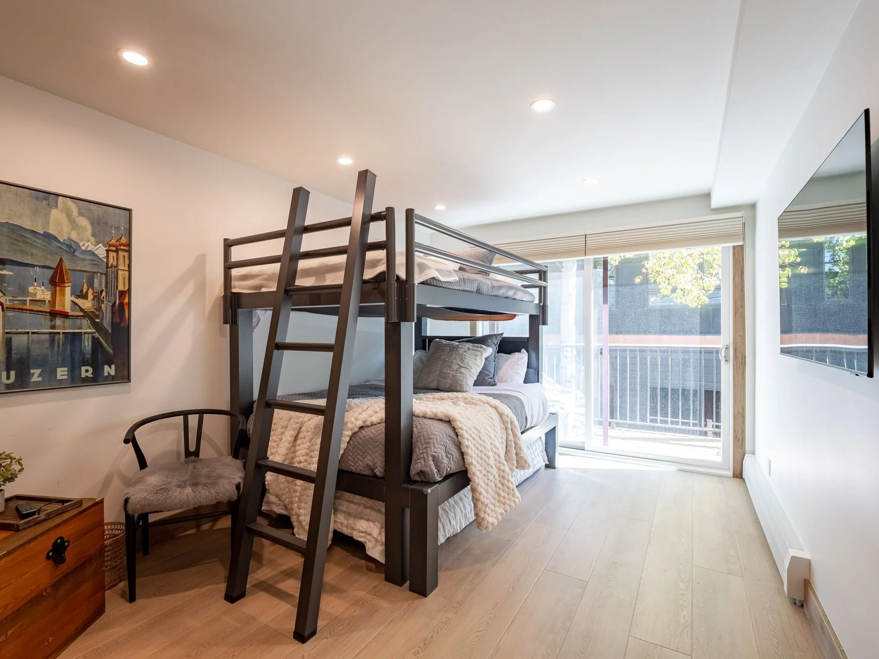 MLS - 205 E Durant Street - Photo-11.jpg