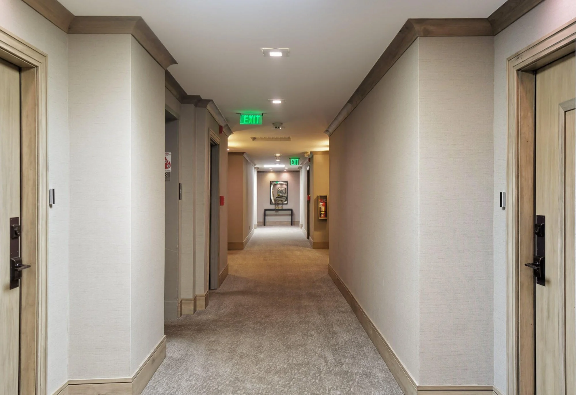 southpoint hallway-49.jpg