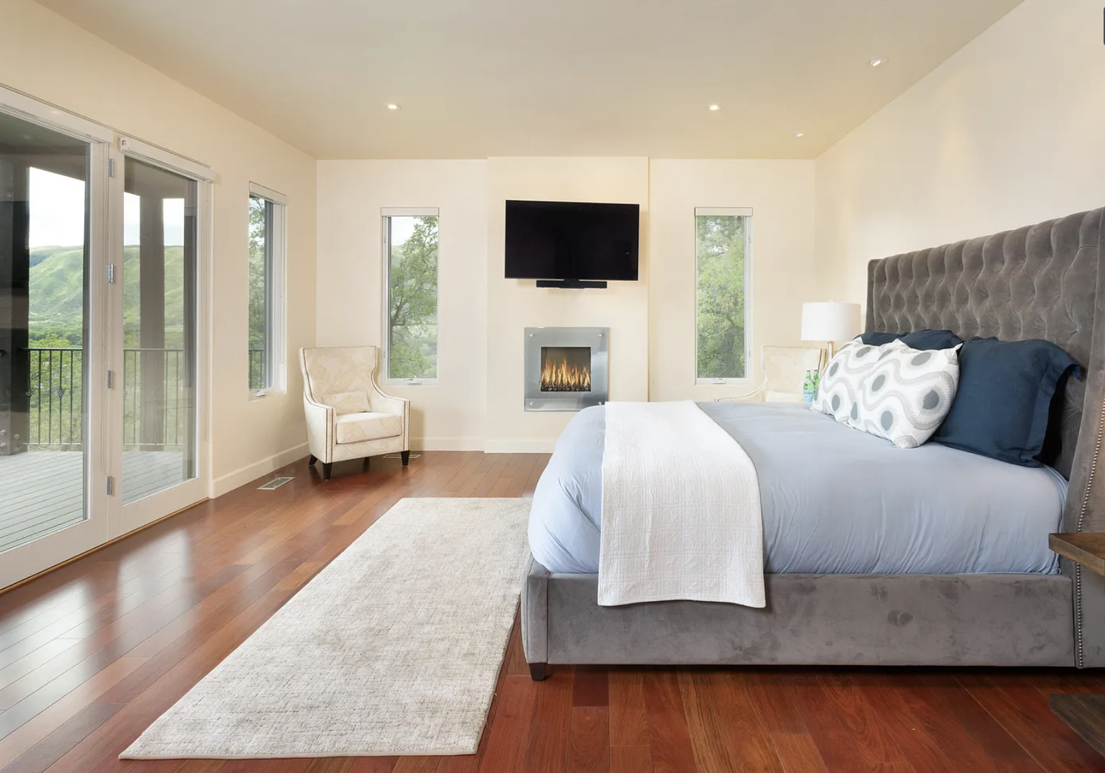 725 Promontory Lane