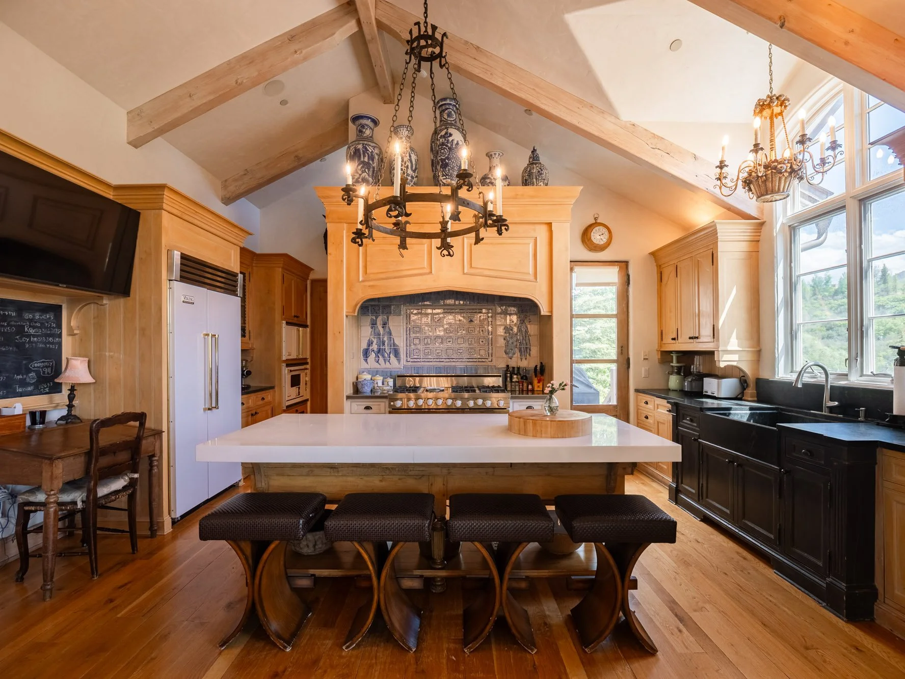 MLS - 324 Draw Drive - Aspen, CO-12.jpg