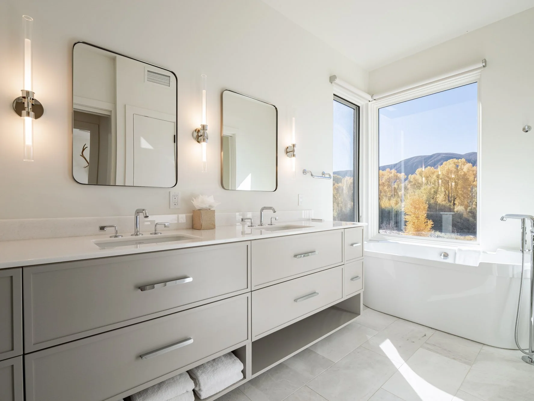 MLS - 22858 Two Rivers Road-26.jpg