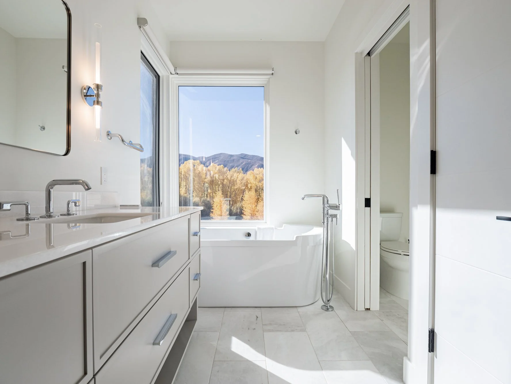 MLS - 22858 Two Rivers Road-27.jpg