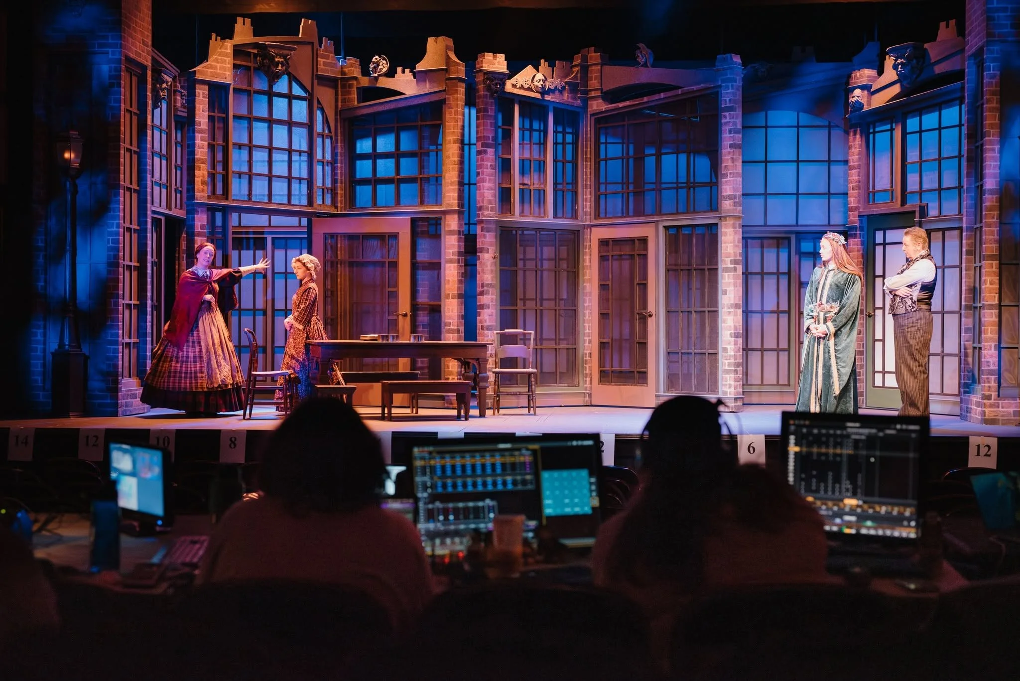 A Christmas Carol (2024) - Barter Theatre's Gilliam Stage