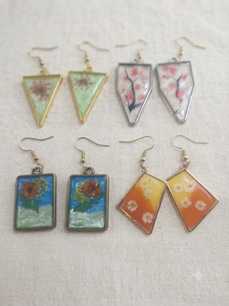 Floral Geometric Dangle Earrings
