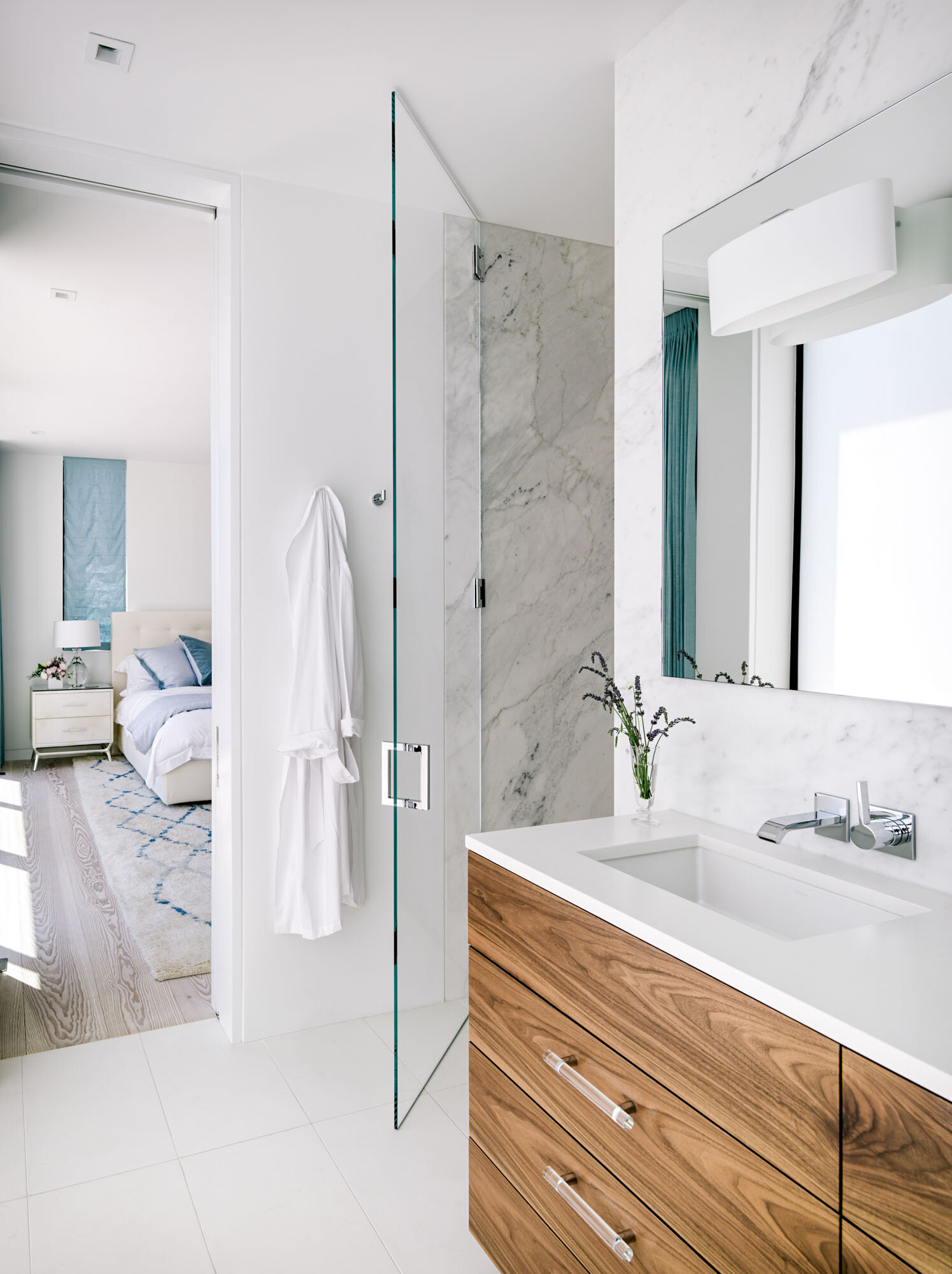  Butterfly House | Bathroom View Project → 